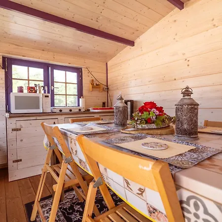 Agricampeggio Equinox Carpignano Sesia